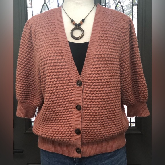 Ann Taylor V-Neck Button Front Knit Cropped Cardigan - Picture 1 of 6